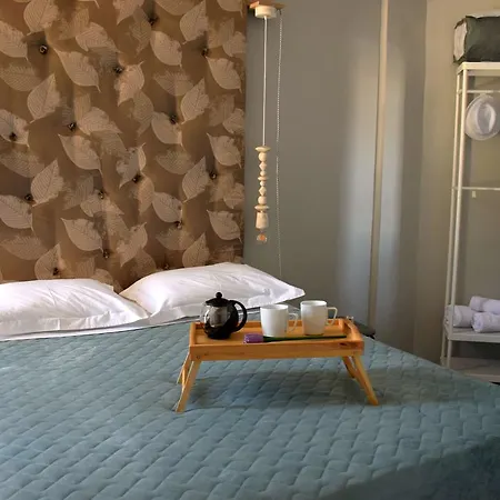 Апартаменты Evaris Apartments *