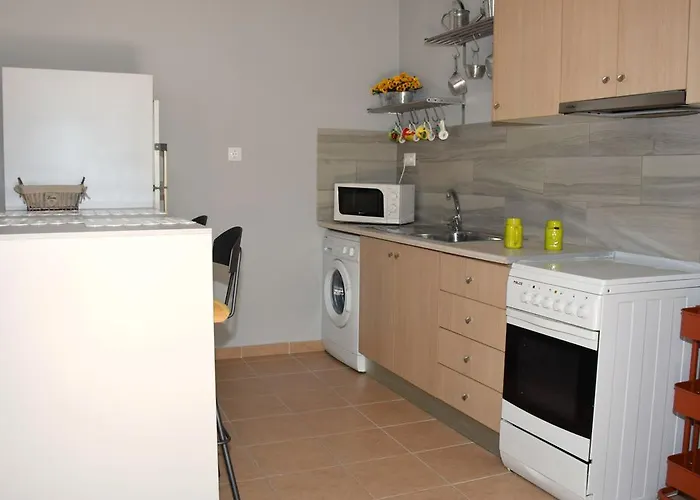 Evaris Apartments Апартаменты Ханья